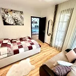 Apartment Luca *