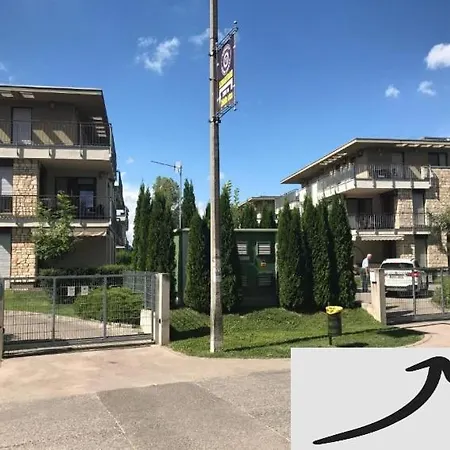 Luca Apartment Zamardi